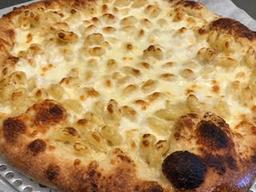 BB's Famous Mac & Cheese  Pizza